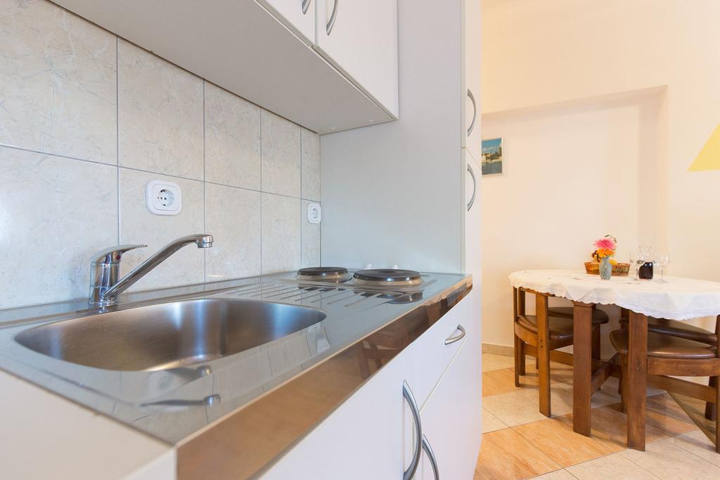 Apartments Juras Brzac Extérieur photo
